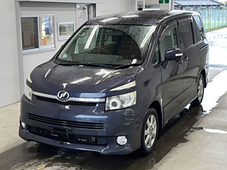 Toyota Voxy 2008