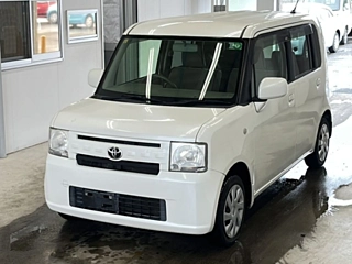 Toyota Pixis 2012