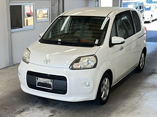 Toyota Porte 2014