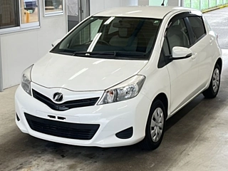 Toyota Vitz 2013