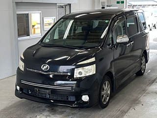 Toyota Voxy 2008