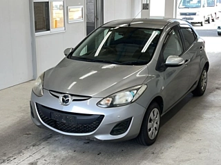 Mazda Demio 2013