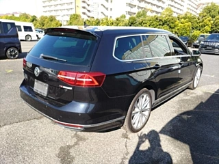 VOLKSWAGEN PASSAT VARIANT 2016