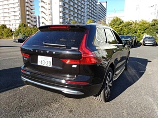 VOLVO XC60 2022