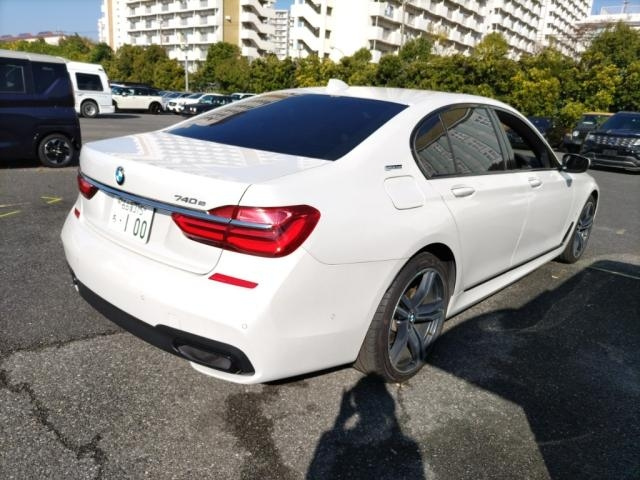 BMW 7 SERIES 2016