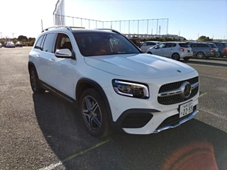 MERCEDES BENZ GLB 2023