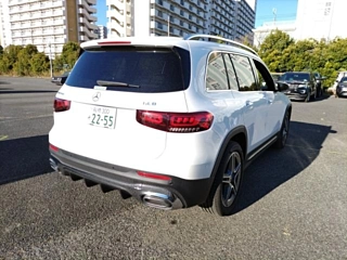 MERCEDES BENZ GLB 2023