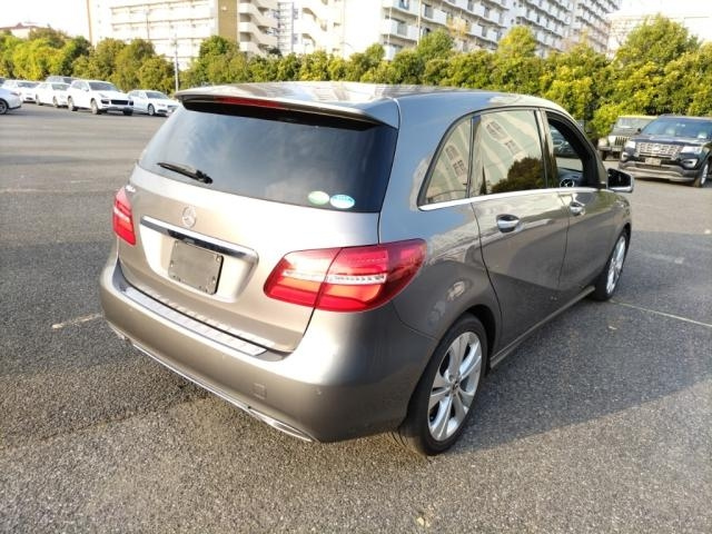 MERCEDES BENZ B CLASS 2018