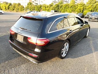 MERCEDES BENZ E CLASS WAGON 2017