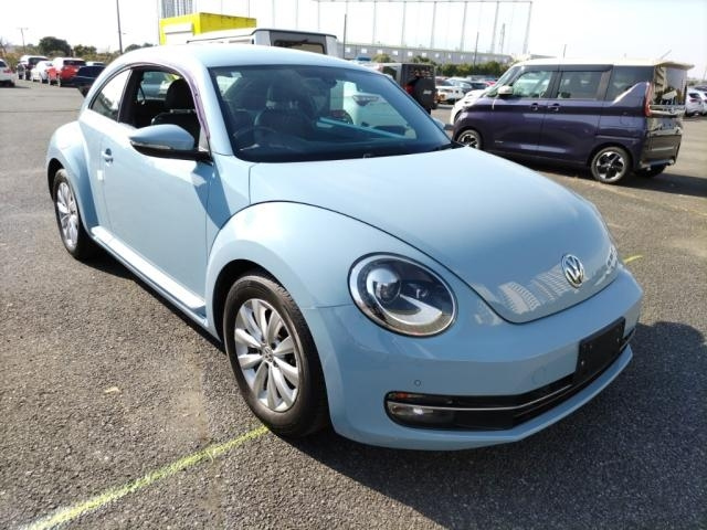 VOLKSWAGEN THE BEETLE 2014