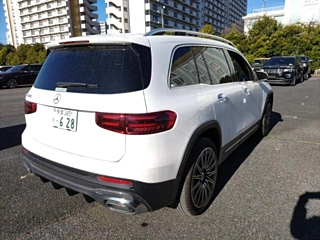 MERCEDES BENZ GLB 2024