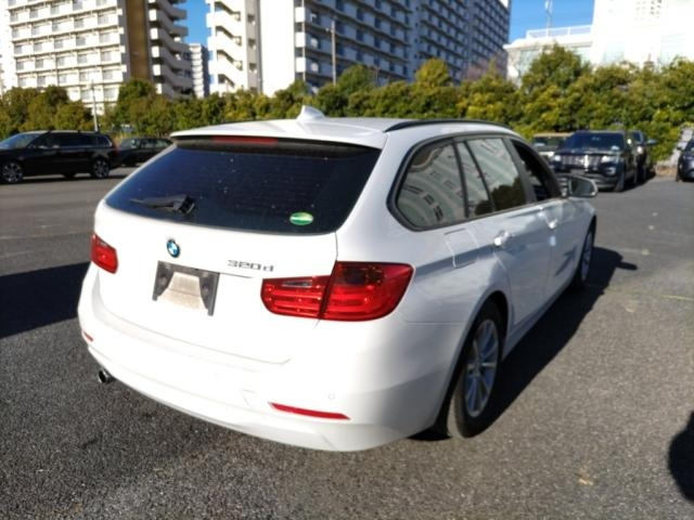 BMW 3 SERIES 2014