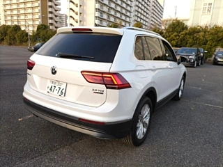 VOLKSWAGEN TIGUAN 2019