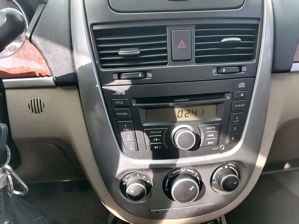 BUICK EXCELLE 2010