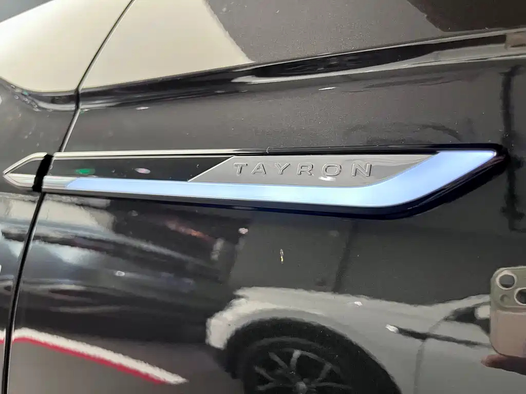 VOLKSWAGEN TAYRON 2023