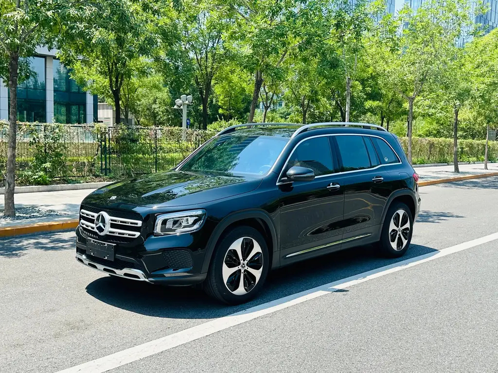 MERCEDES BENZ GLB 2022