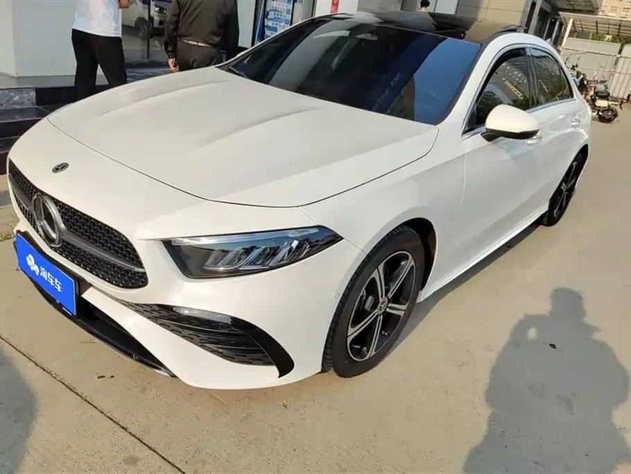 MERCEDES BENZ A-CLASS 2024