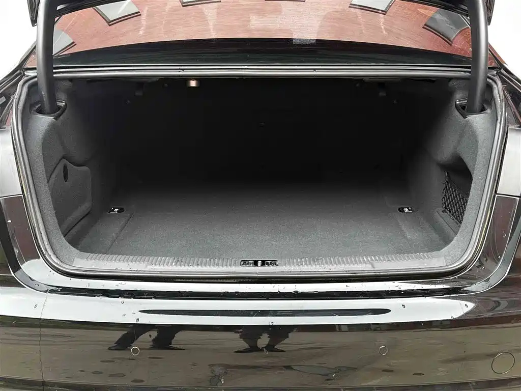 AUDI A6L 2018