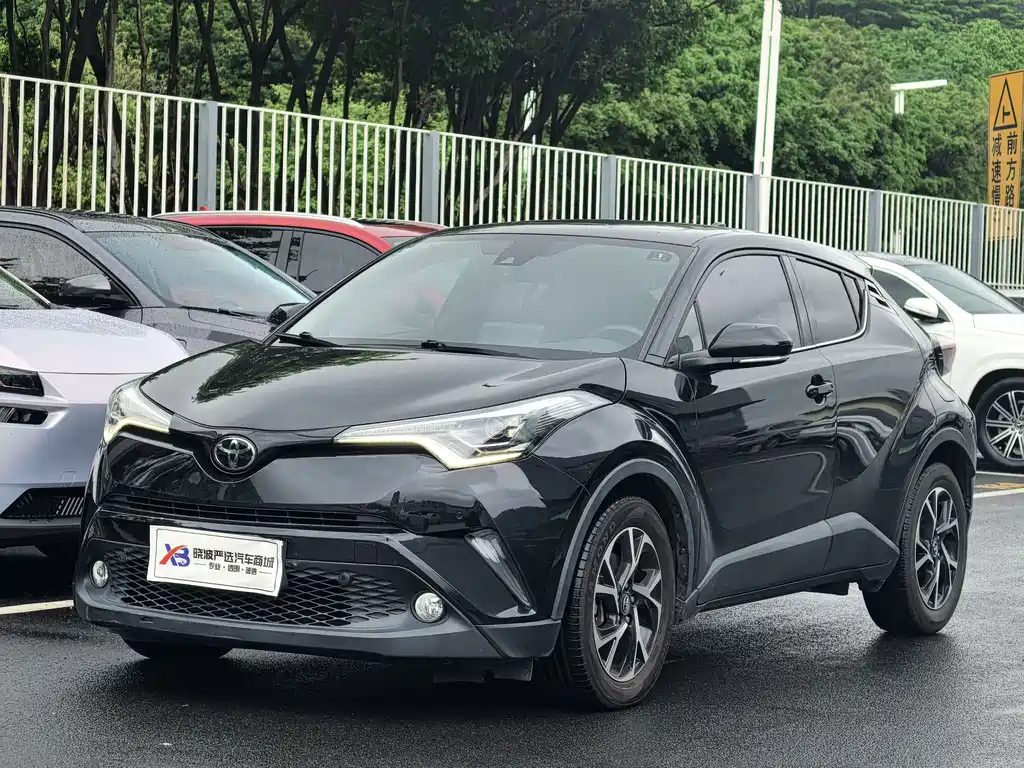 TOYOTA C-HR 2018