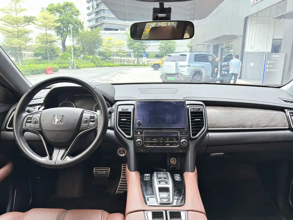 HONDA UR-V 2023