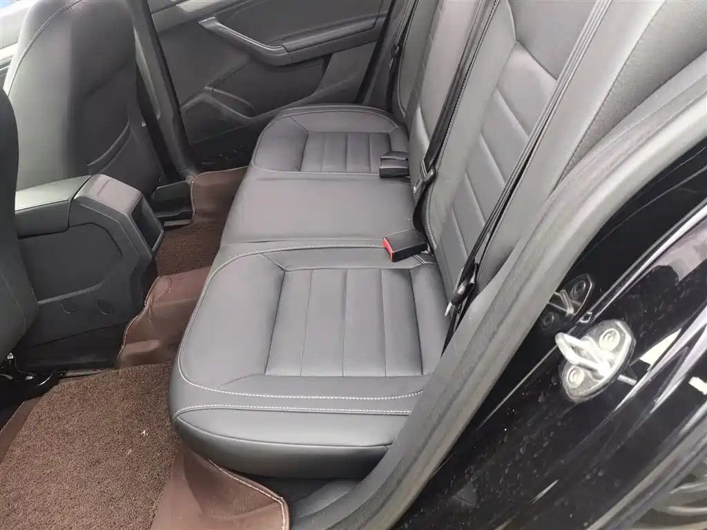 VOLKSWAGEN LAVIDA 2017