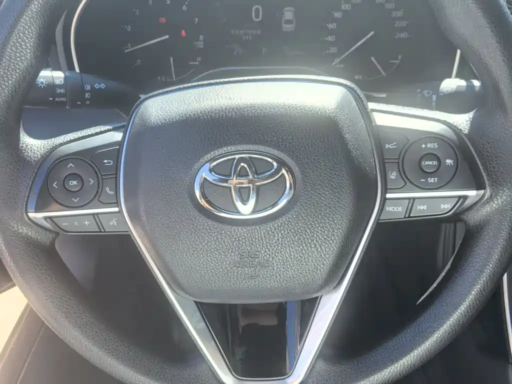 TOYOTA AVALON 2019