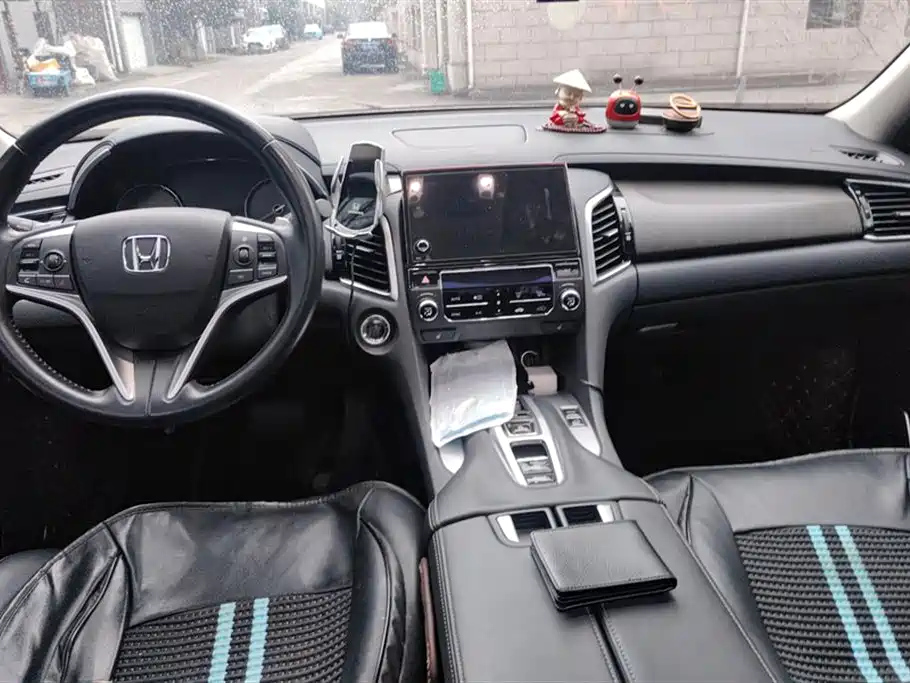 HONDA AVANCIER 2020