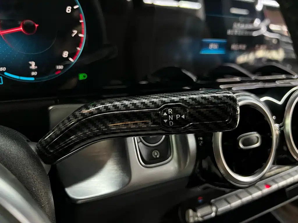 MERCEDES BENZ GLB 2021