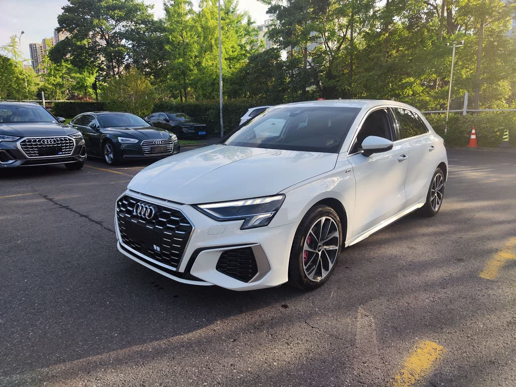AUDI A3 2022