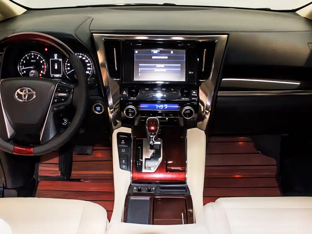 TOYOTA ALPHARD 2016