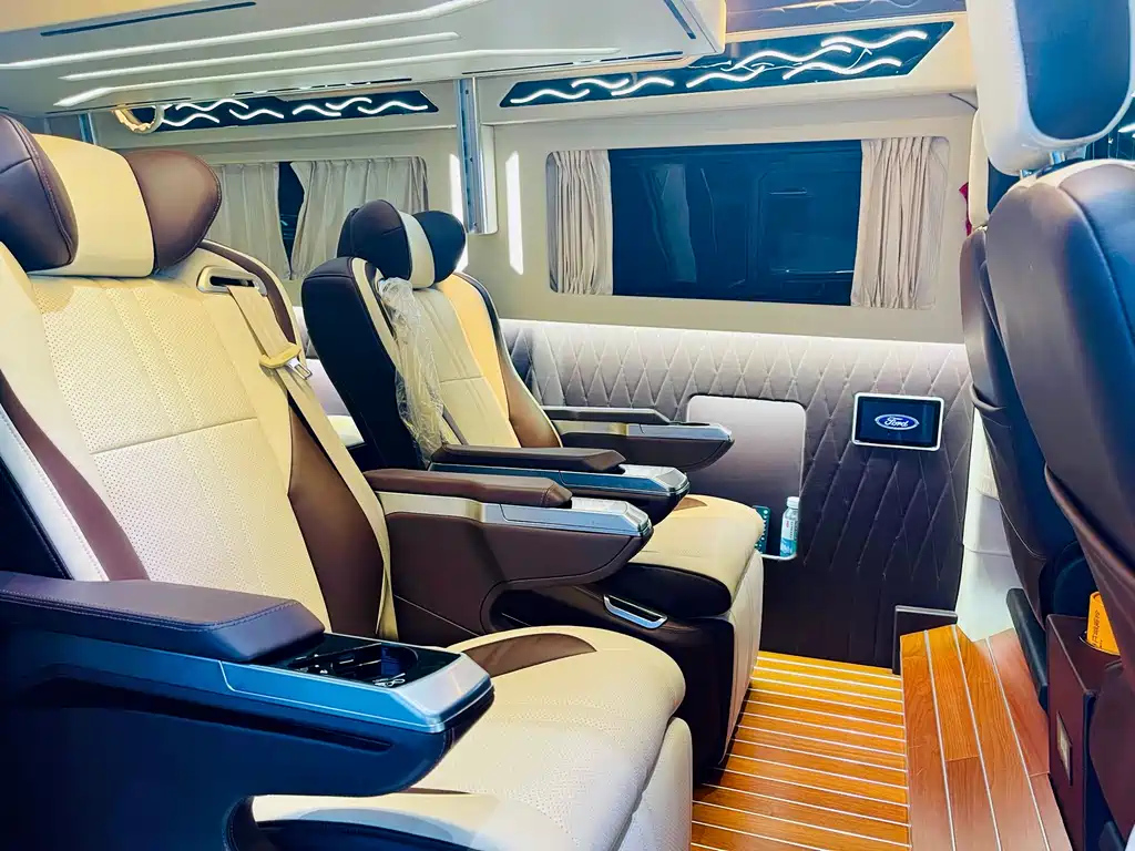 FORD TRANSIT 2022