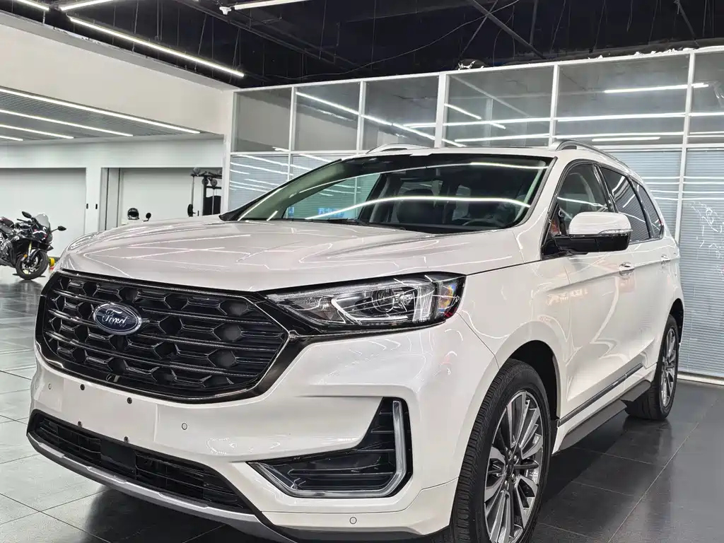 FORD EDGE 2021