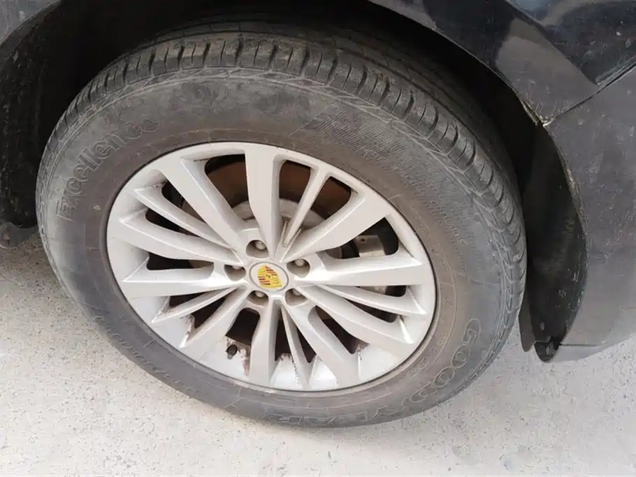 ZOTYE SR9 2017