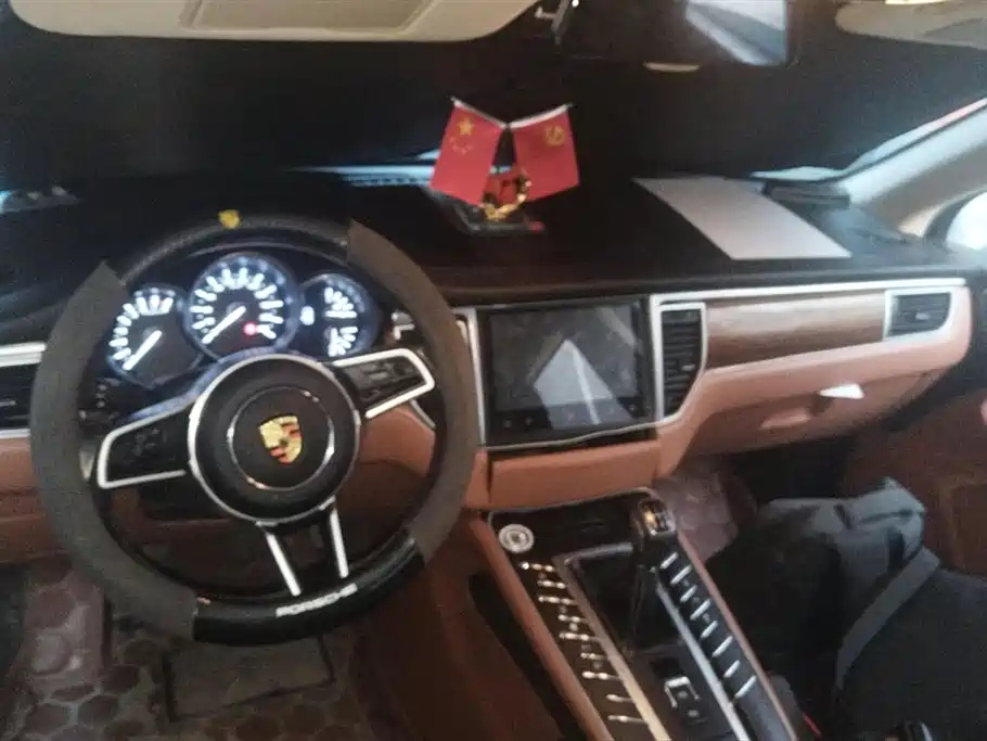 ZOTYE SR9 2017