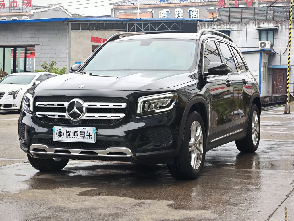 MERCEDES BENZ GLB 2023