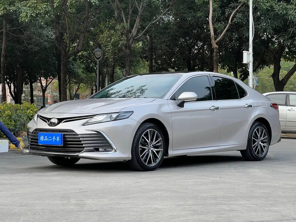 TOYOTA CAMRY 2021