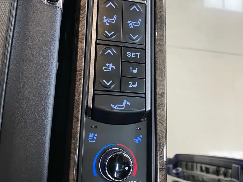 TOYOTA ALPHARD 2018