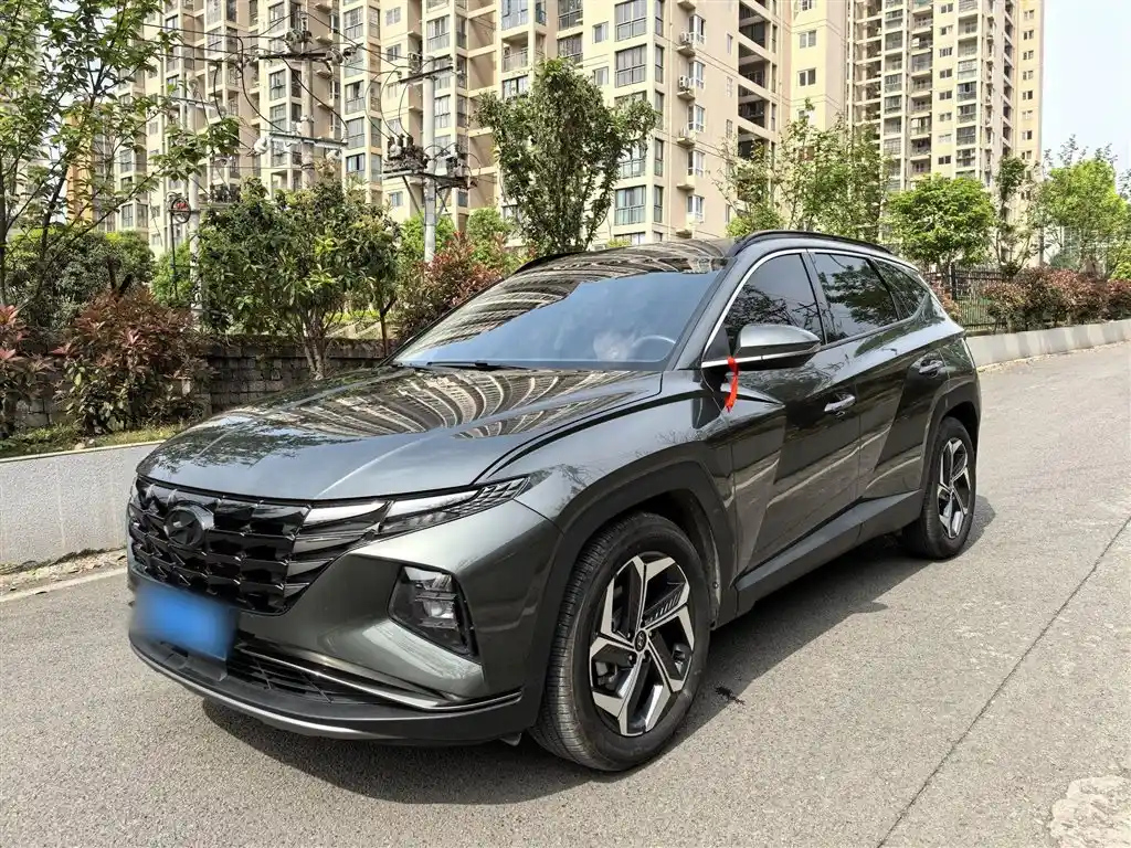 HYUNDAI TUCSON 2023