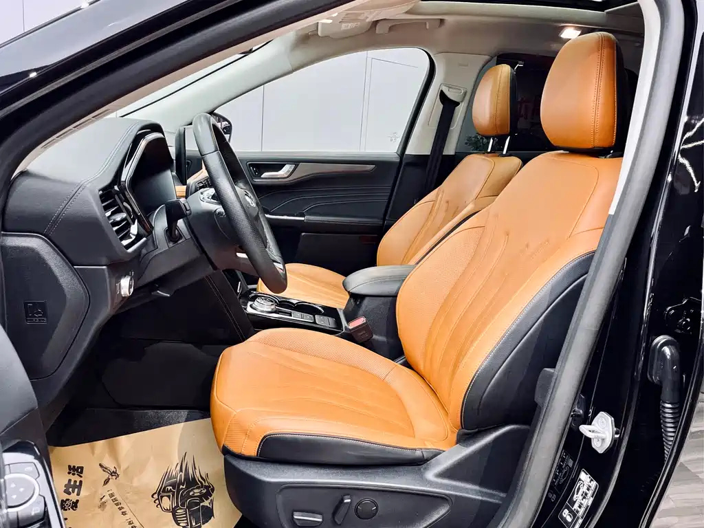 FORD ESCAPE 2020