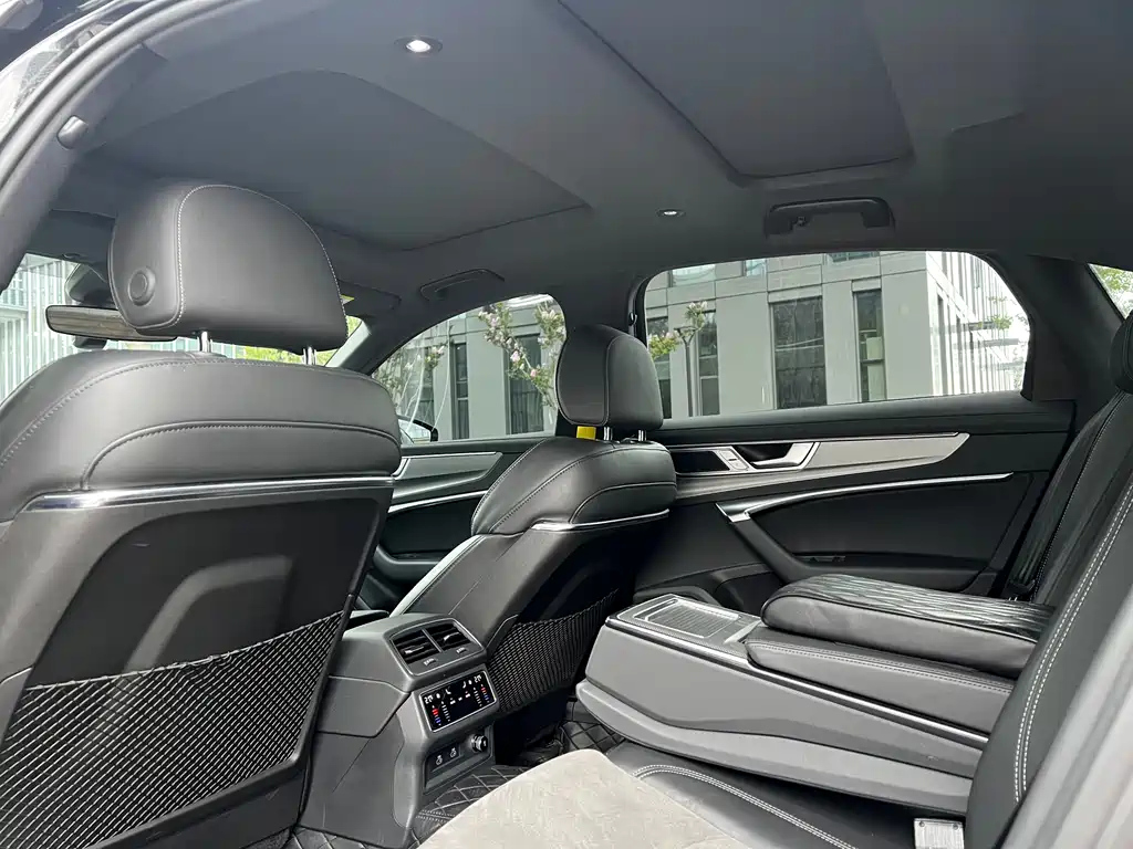 AUDI A6L 2023