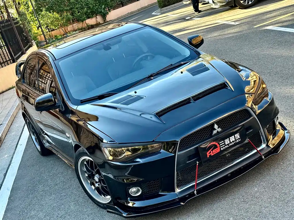 MITSUBISHI LANCER EX 2012