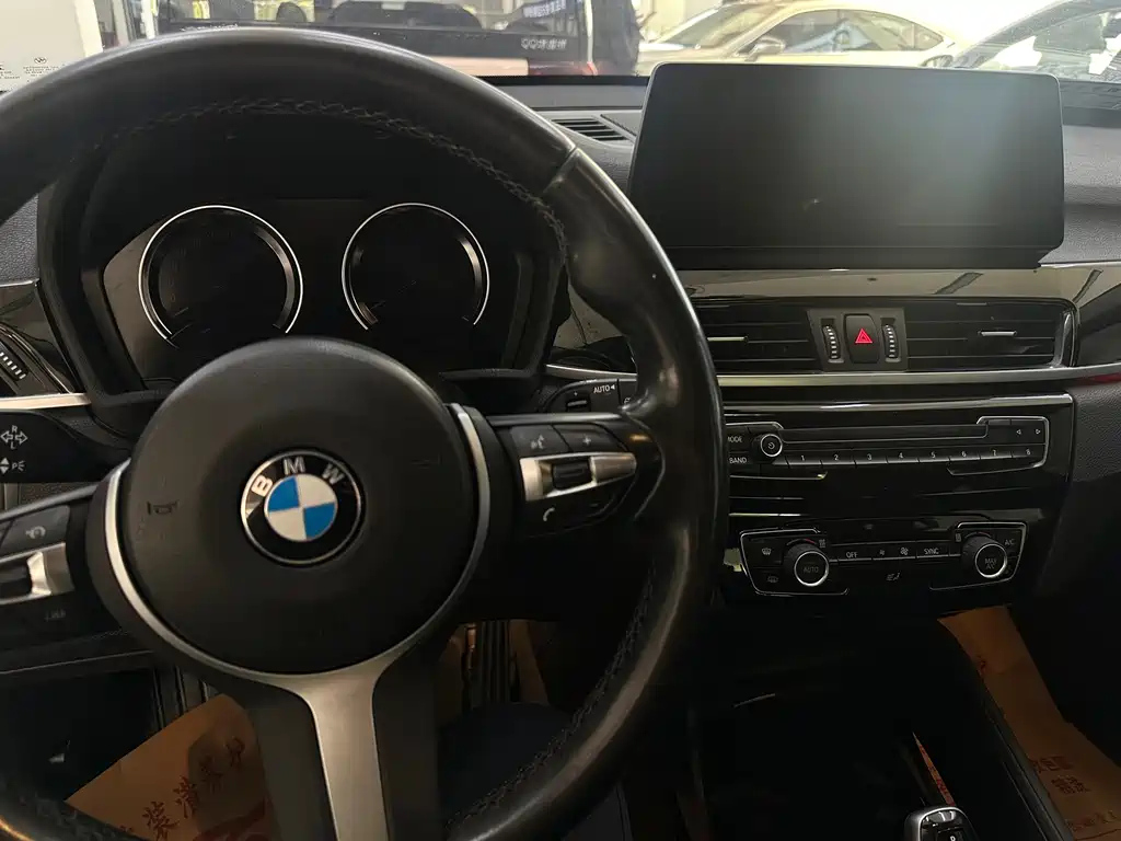 BMW X1 2021