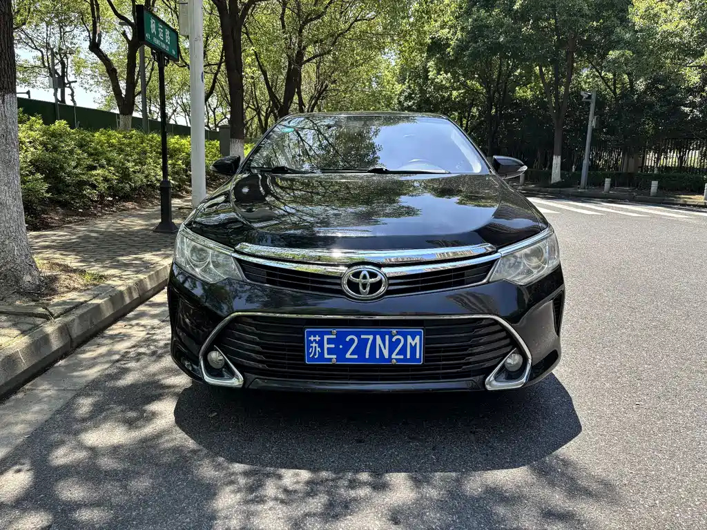 TOYOTA CAMRY 2016