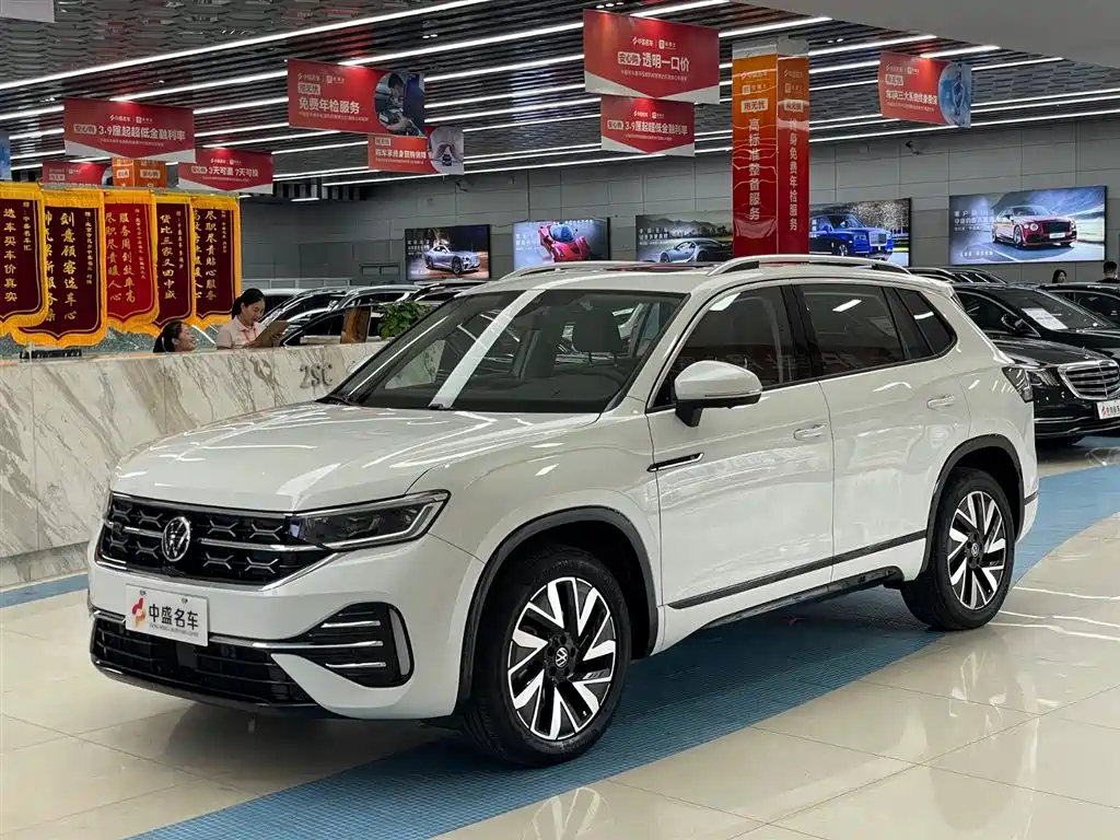 VOLKSWAGEN TAYRON 2023