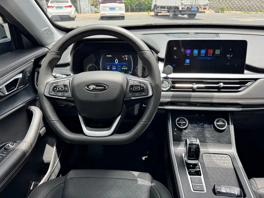 CHERY TIGGO 8 2024