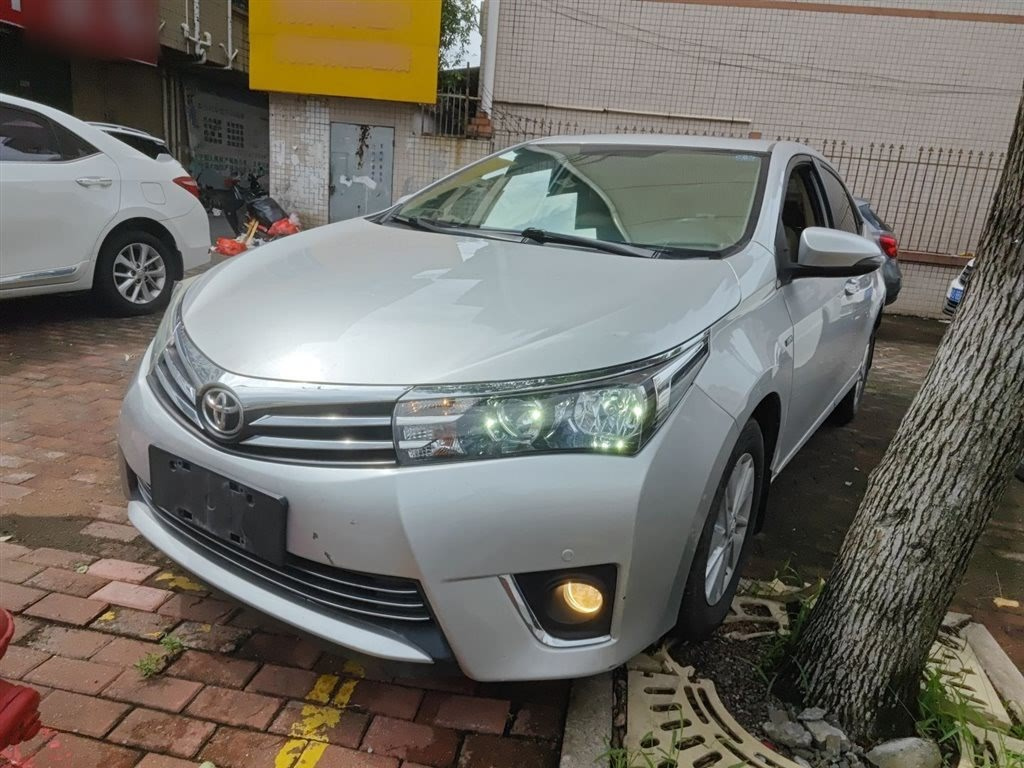 TOYOTA COROLLA 2014
