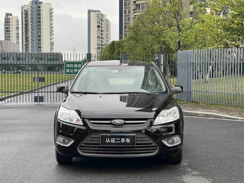 FORD FOCUS 2013