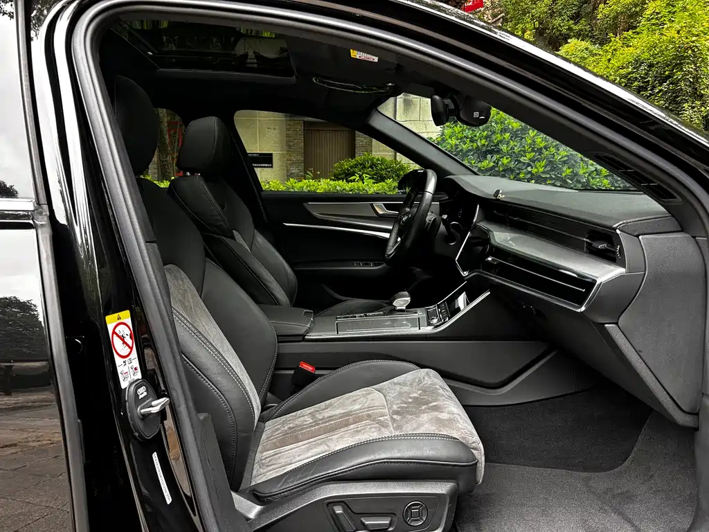 AUDI A6L 2021