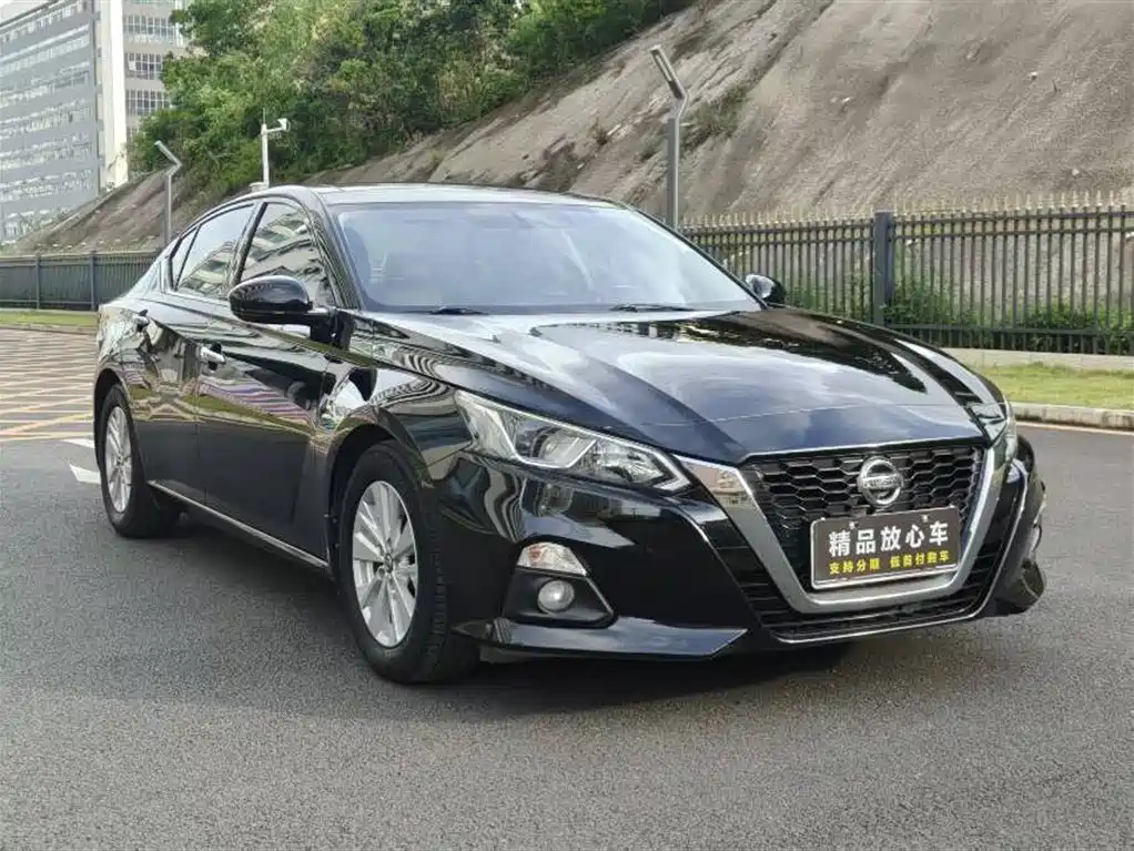 NISSAN TEANA 2019