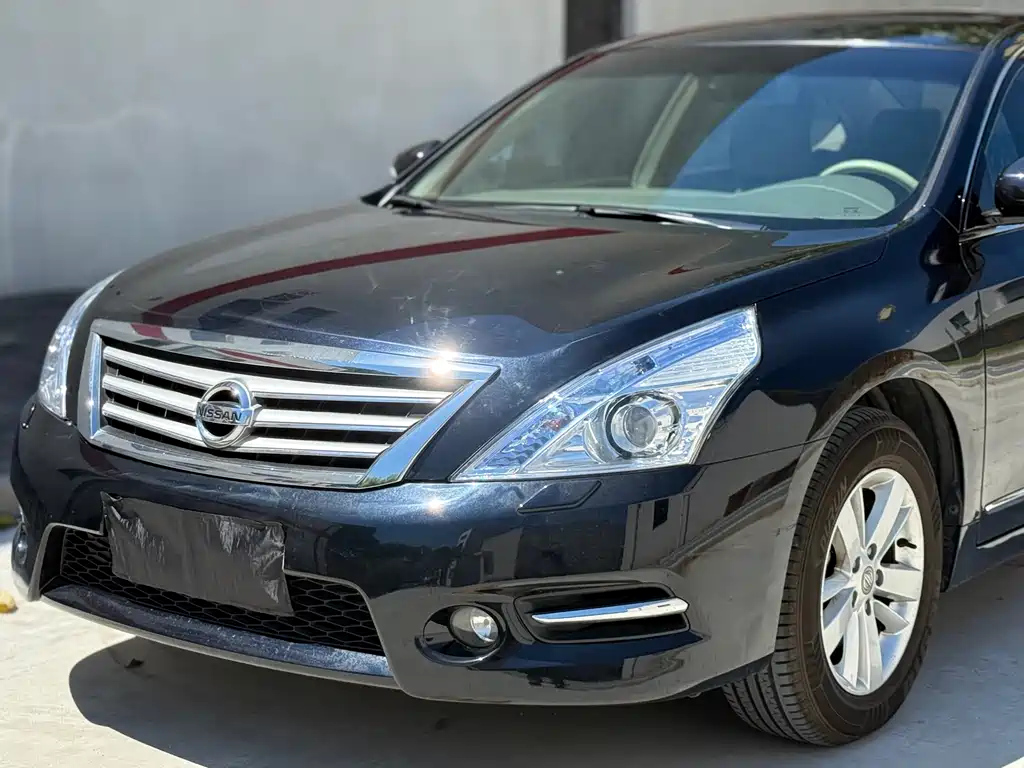 NISSAN TEANA 2012